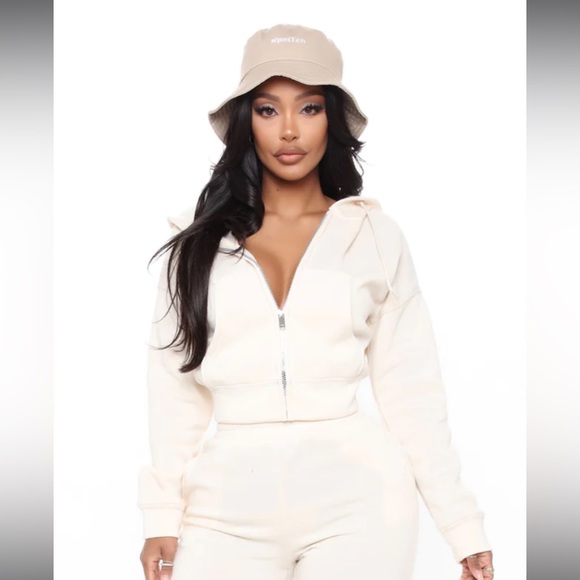 Fashion Nova sport hoodie - Picture 1 of 12